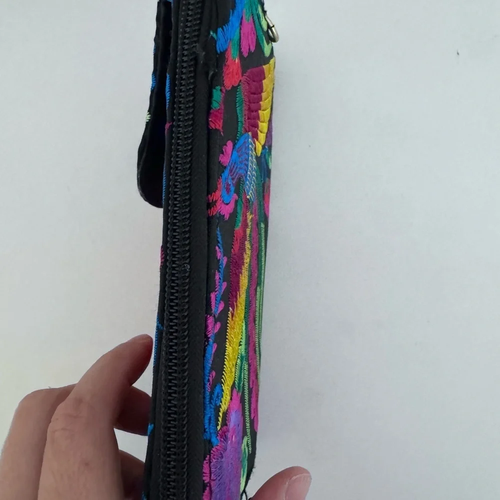 Floral Embroidered Wallet - Red and Green